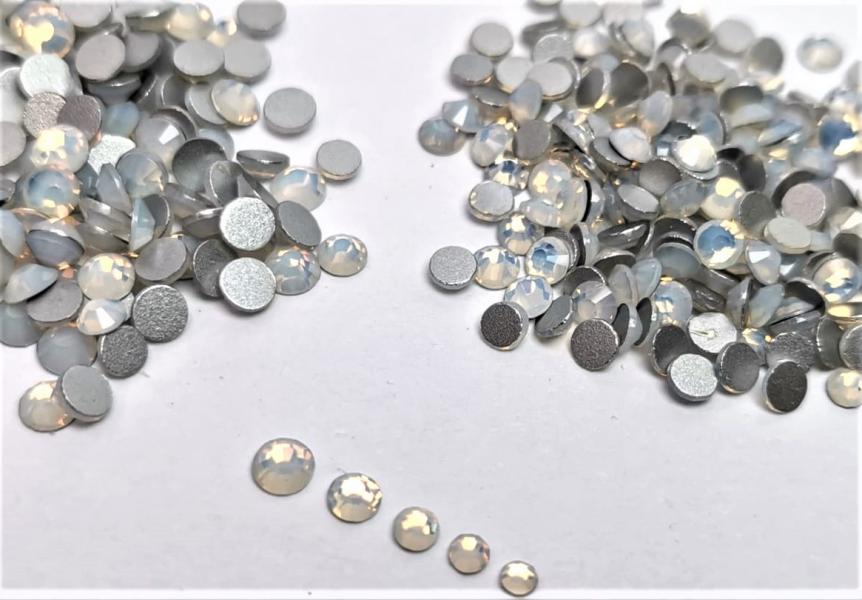 Cristales White Opal / Blancos