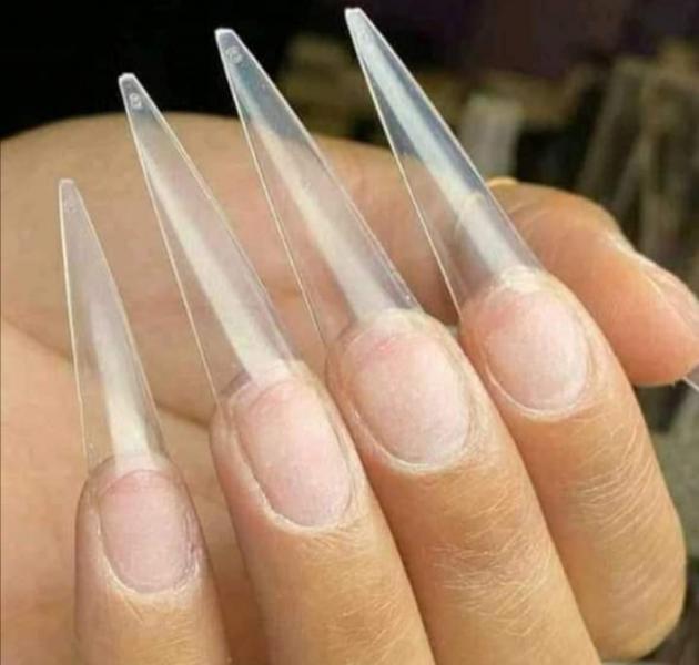 E44 tip  Stiletto tradicional transparente