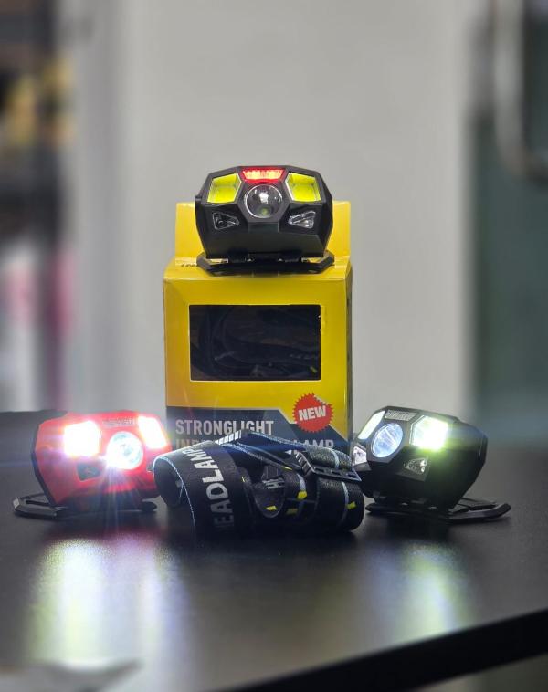 Lampara o foco de iluminaci&oacute;n de cabeza negra